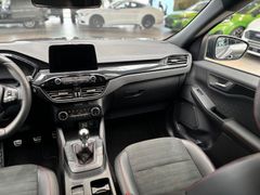 FORD Kuga 2.0 M-Hybrid ST-Line X*