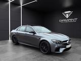 Mercedes-Benz E 63 S Lim. AMG 4M. *JUNGE-STERNE*PEF.SITZE*VOLL - mit Benzin-Antrieb: Grau, Panorama-Dach, mit Klimaanlage