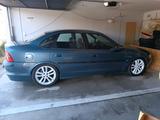 Opel Vectra-B Sport - Opel Vectra: B Sport
