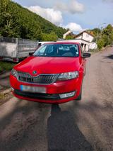 Skoda Rapid Sedan - Skoda: Sedan
