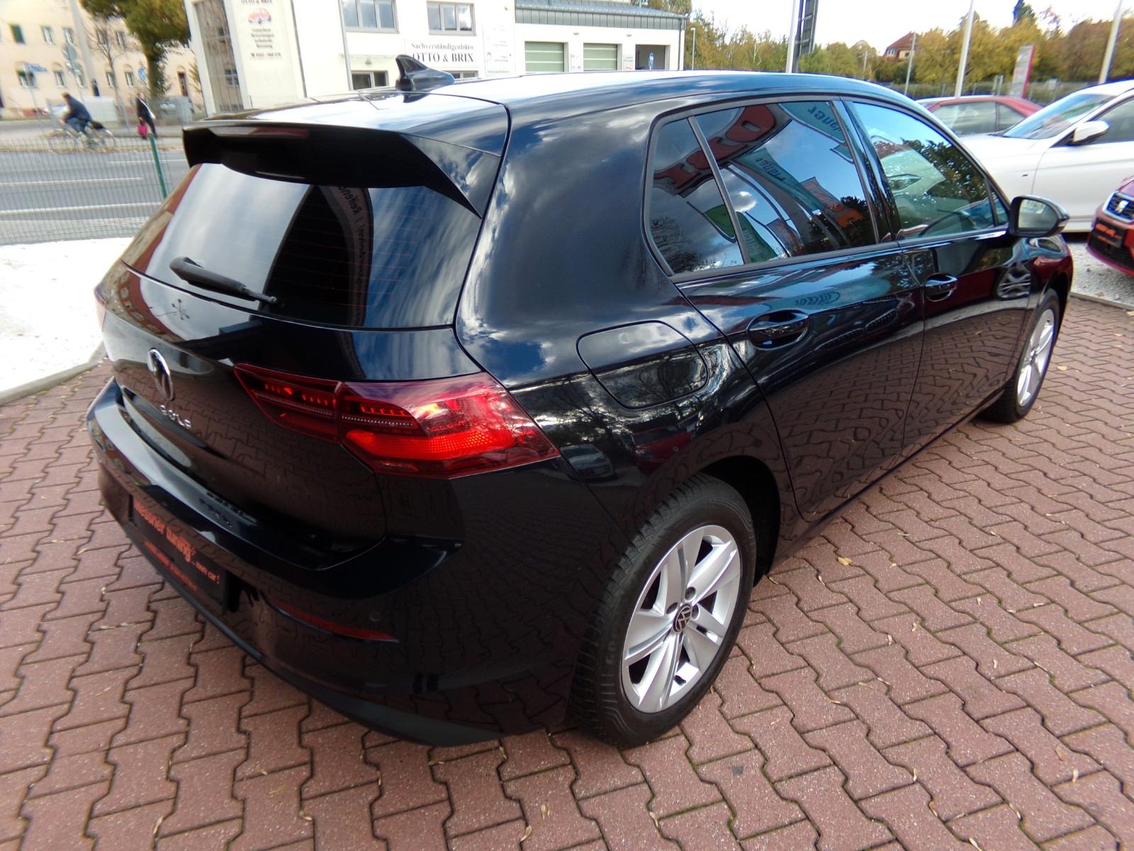 Volkswagen Golf VIII Lim. Life IQ. Light, миниатюра 5