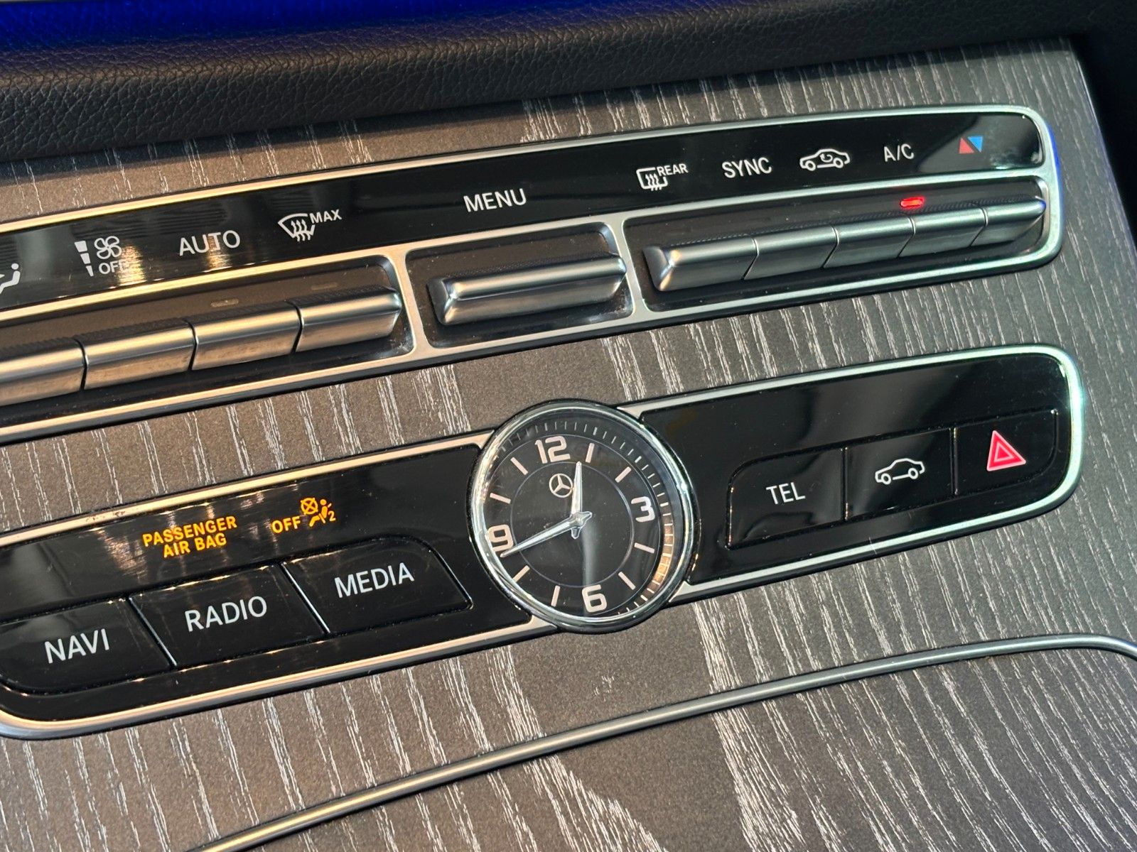 Fahrzeugabbildung Mercedes-Benz CLS 350d *Widescreen*Burmester*Memory*S-Dach*