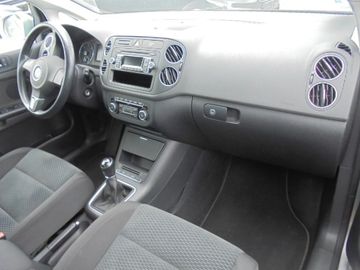 Volkswagen Golf Plus - 9