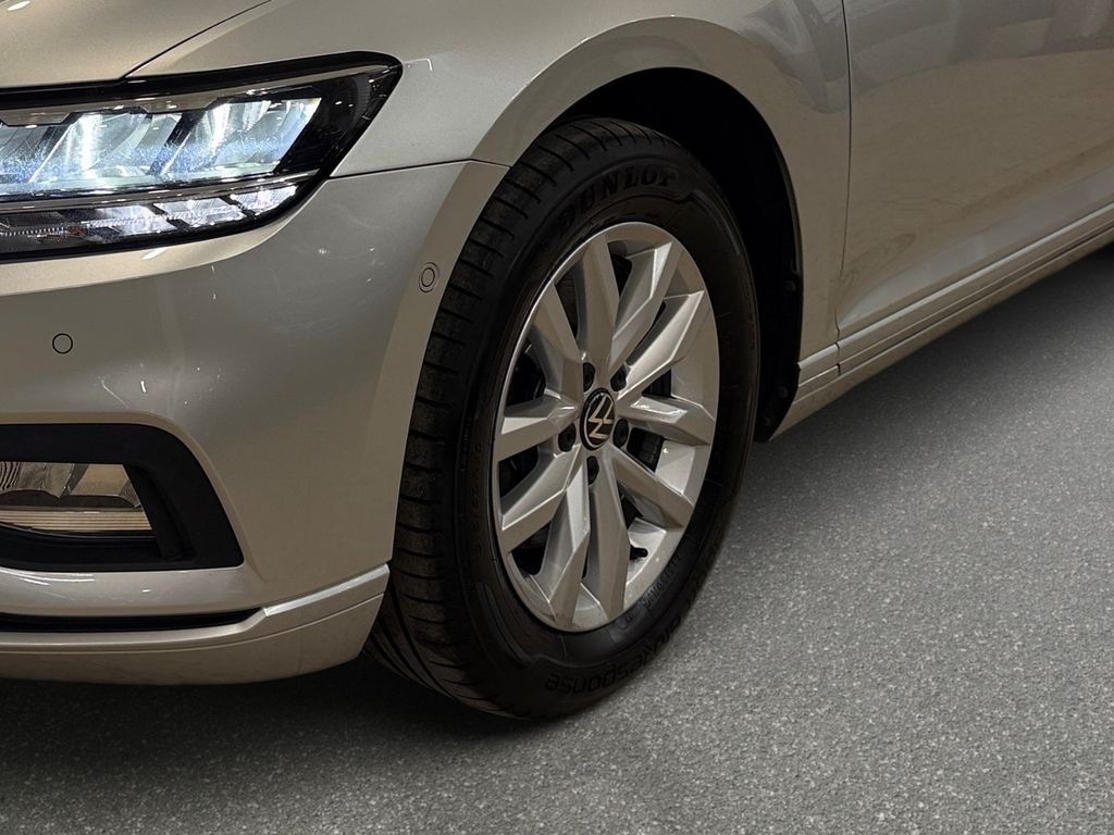 VW Passat Variant - Bild 8