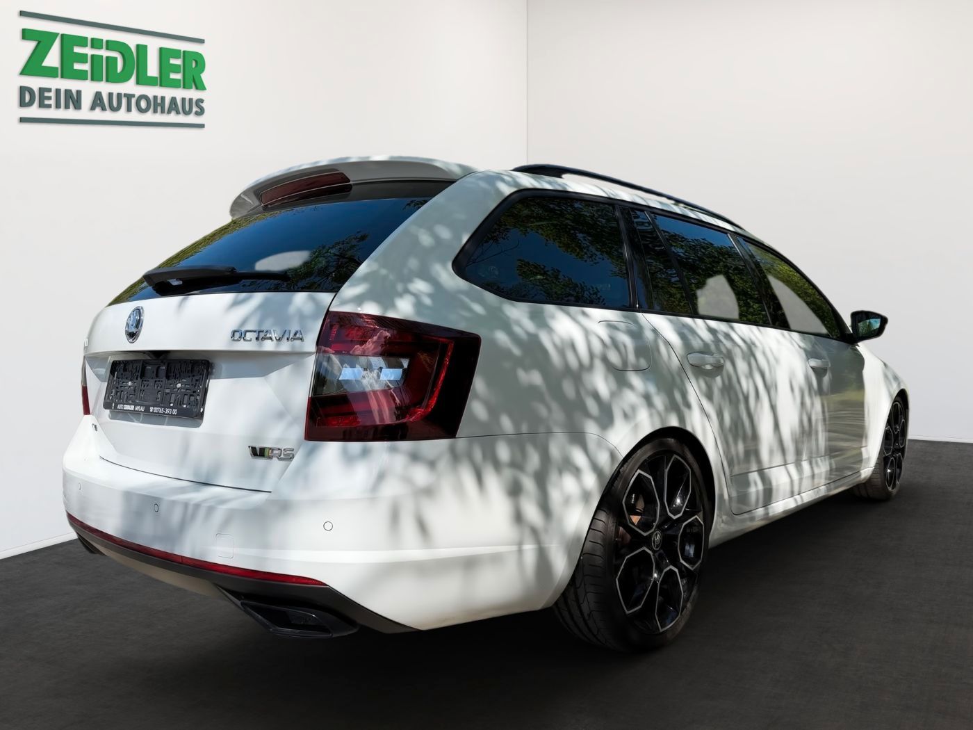 Skoda Octavia Combi RS 60 2,0 TDI 4x4 LM Navi Kam. ACC foto 3