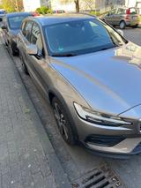 Volvo Topgepflegter Volvo - Volvo V60 Cross Country: Privatanbieter