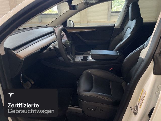 Tesla Model Y Long Range AWD foto 10