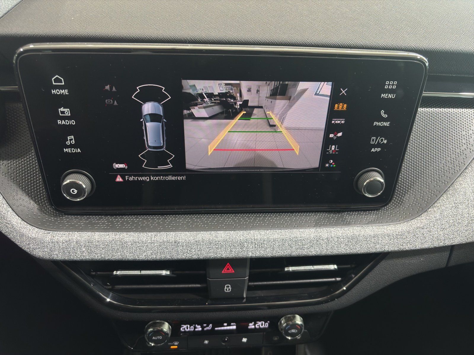 Fahrzeugabbildung SKODA Kamiq Balance 1,0 TSI 85 kW DSG MATRIX/AHK/ACC