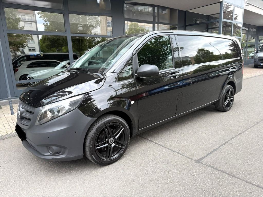 Image of Mercedes-Benz Vito