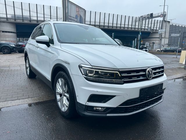 Volkswagen Tiguan Highline BMT/Start-Stopp XENON/LED