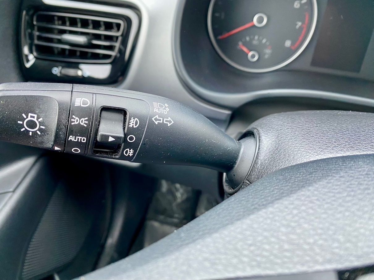 Fahrzeugabbildung Kia Stonic 1.0 Mild Hybrid Vision AAC KAMERA ALU SHZ