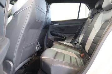 Volkswagen Golf VIII GTD 2.0 TDI HK+HUD+KEY+MEM+MATRIX+AHK