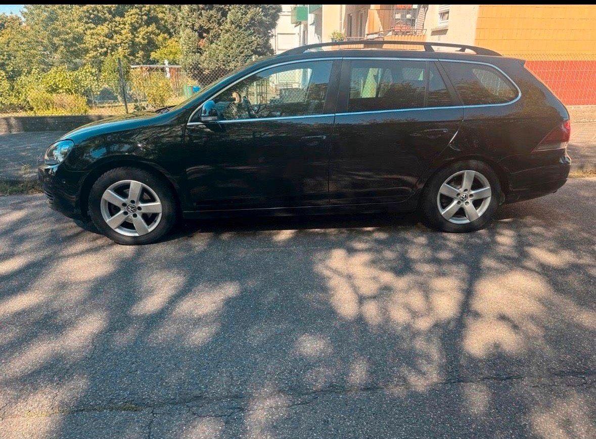 Volkswagen Golf 2011 — photo 7