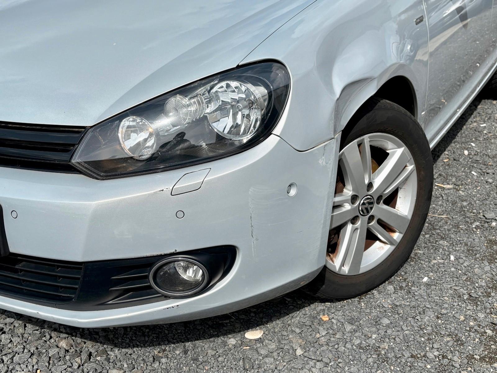 Volkswagen Golf 2012 — engine 1.390 cm³, 122 HP (90kW)