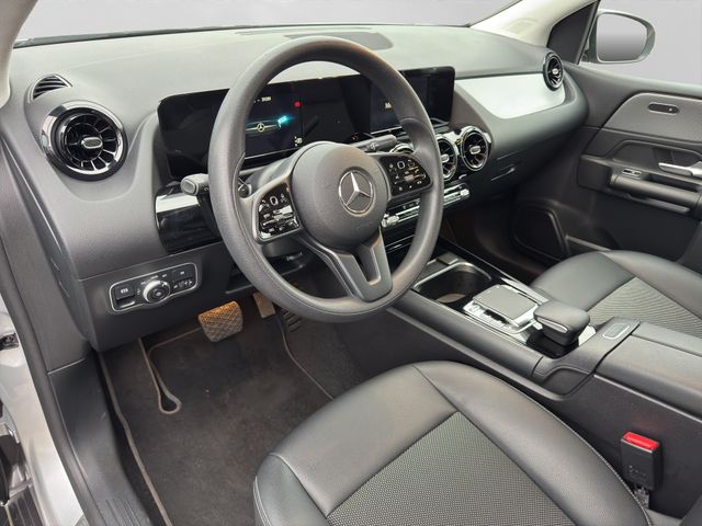 Fahrzeugabbildung Mercedes-Benz B 180 Automatik+Navi+Spurass.+Tempomat+Sitzhzg