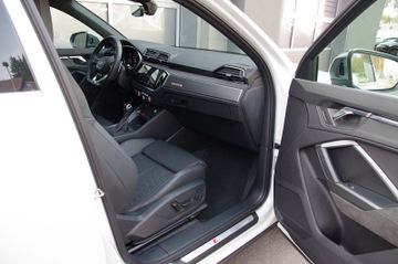 Audi RS Q3 Sportback quattro*RS-Sportsitze,AHK,Pano*