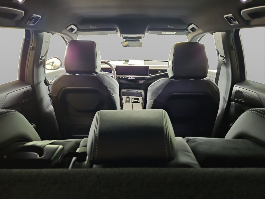 Fahrzeugabbildung Opel Grandland Electric 73kWh Ultimate (K)