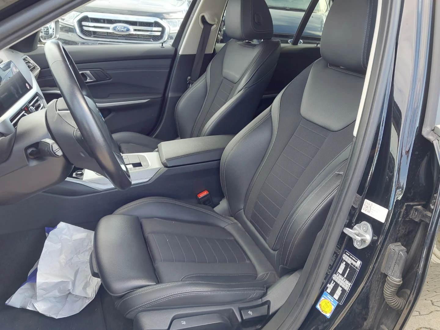 BMW 320 d Touring*LC-Prof,LED,Sportsitze,DAB,1te Hd., миниатюра 3