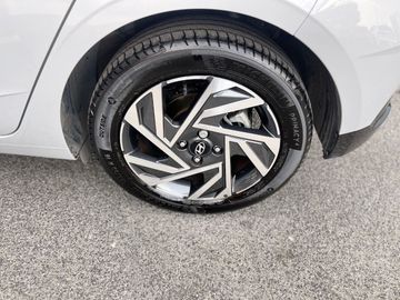 Hyundai i20 - 12