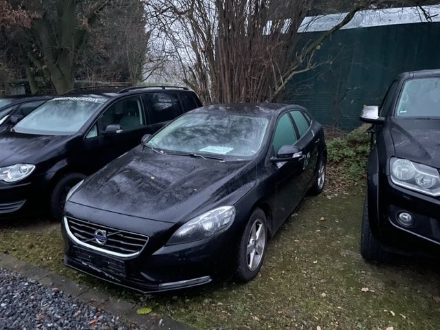 Volvo V40 D2 Kinetic KEYLESS CLIMATRONIC AUX-IN