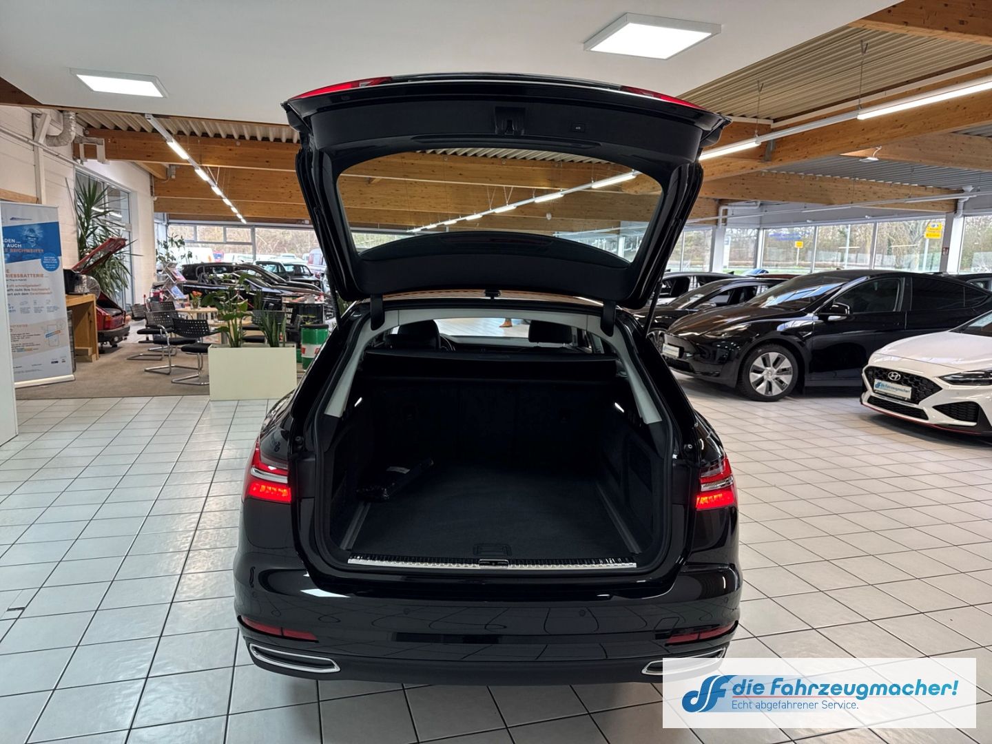 Fahrzeugabbildung Audi A6 Avant 40 TDI Navi LED ACC El. Heckklappe Mehr