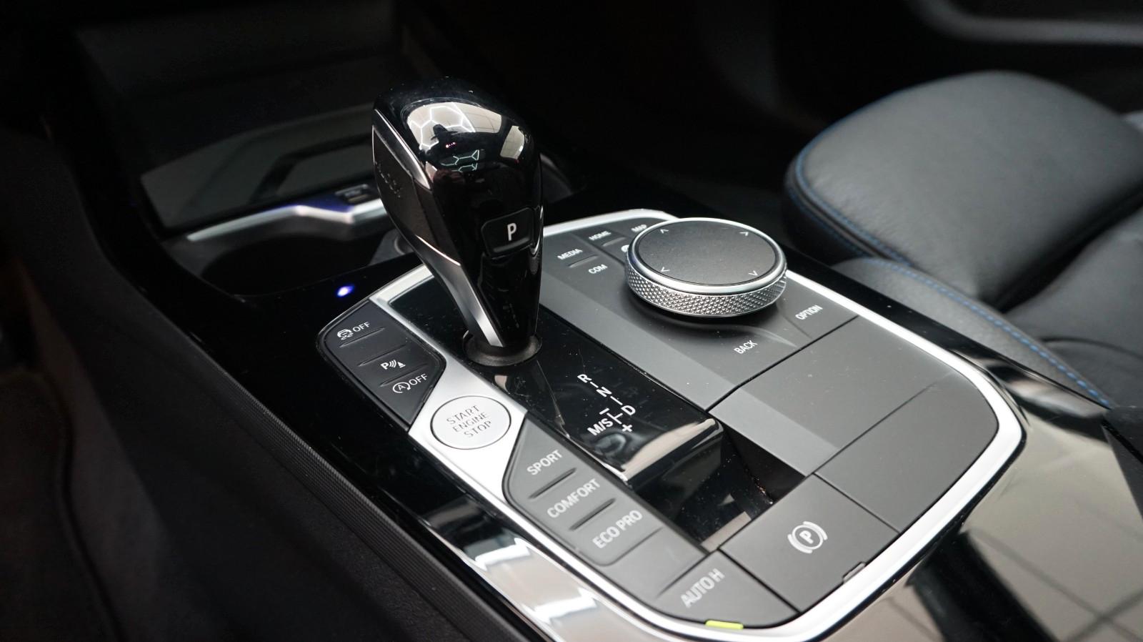 BMW M235i X-Drive *Scheckheft*