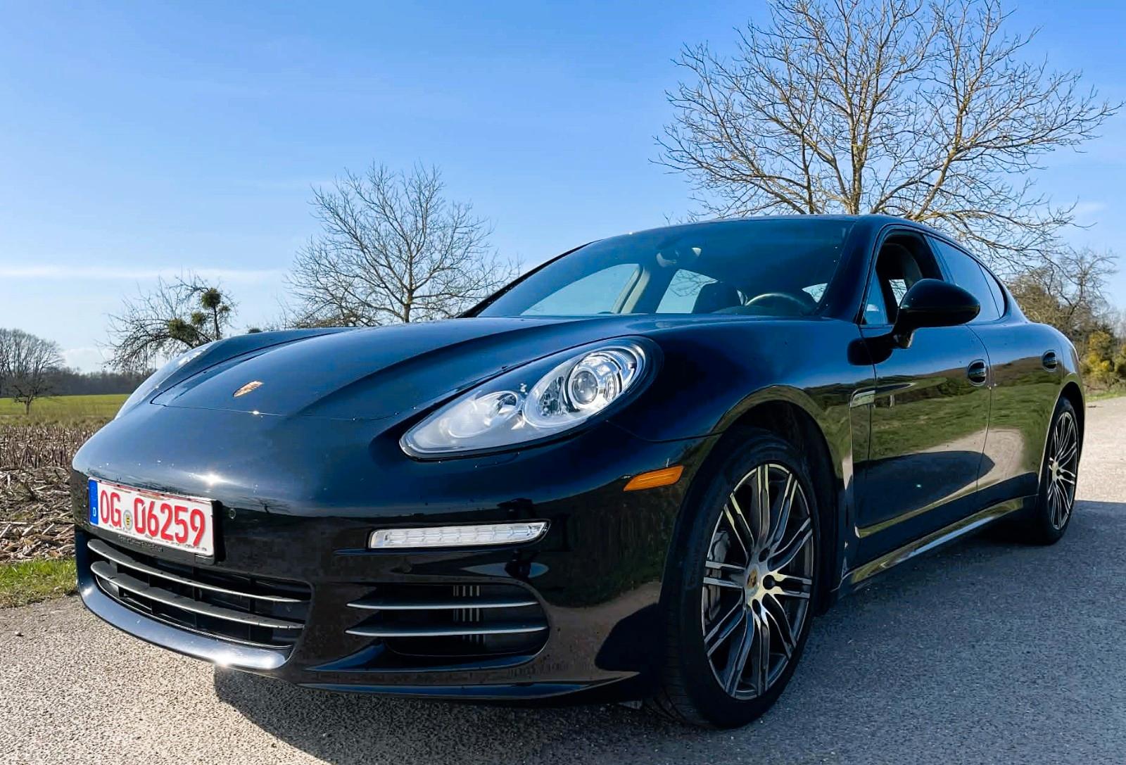 Porsche Panamera 4 S