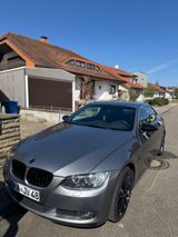 BMW 325i Cabrio  3.0L  - BMW 325 aus 2007: 325i