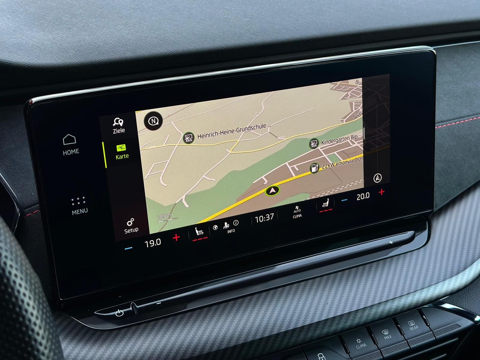 SKODA Octavia 2.0TDI RS* MATRIX#AHK#SHZ#FH#ACC#NAV#HUD - Image 14