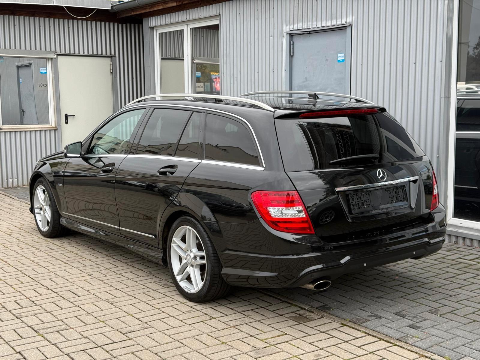 Mercedes-Benz C 200 T Automatik AMG Paket+Navi+Xenon+2.Hand