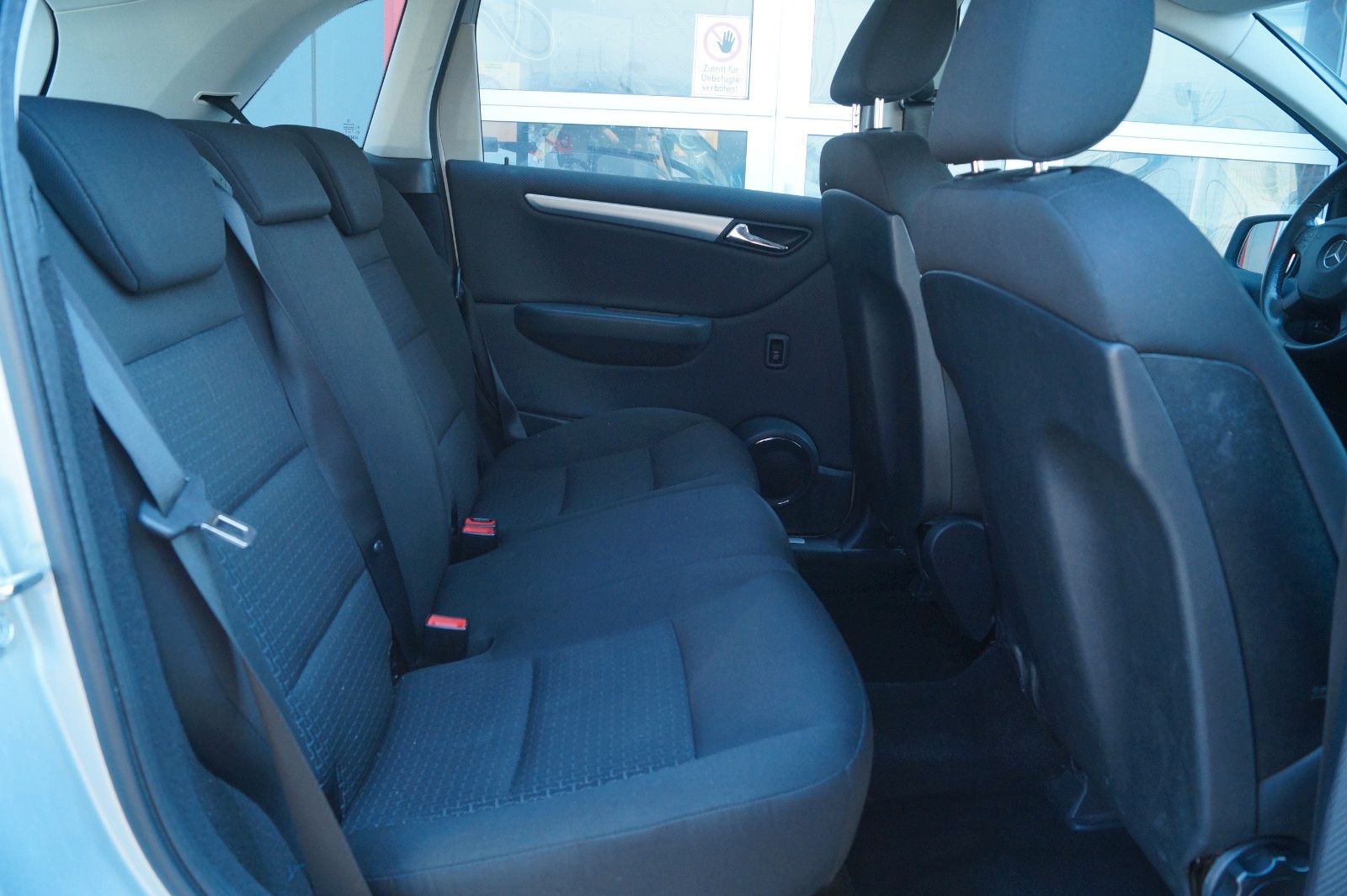 Fahrzeugabbildung Mercedes-Benz B 180 *1.Hand, TÜV neu, Inspektion neu