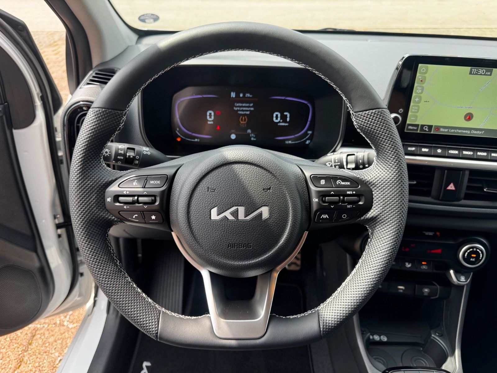 Fahrzeugabbildung Kia PICANTO PE2 1.0 AMT GT-LINE NAVI KAMERA LED