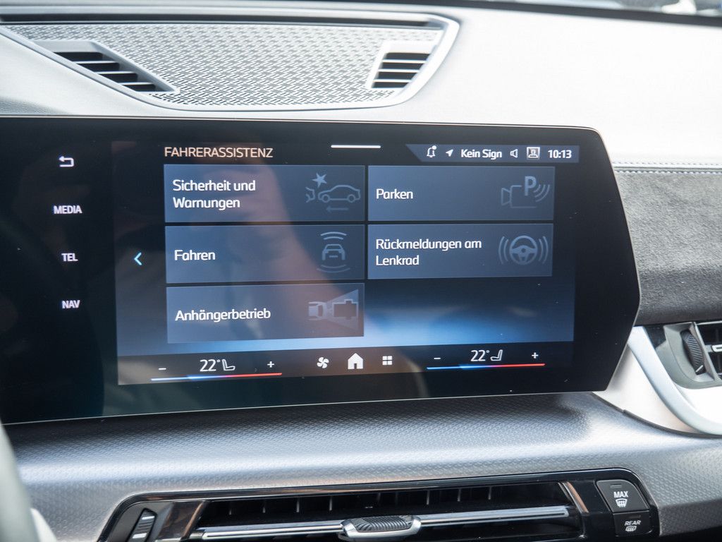 BMW X1 sDrive 18i M-Sport PANO AHK KAM LED SHZG foto 14