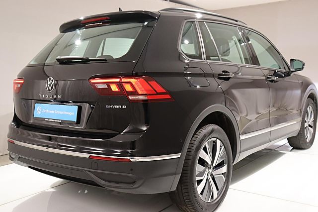 Tiguan Life 1.4 eHybrid TravelAssist AHK Navi Ka
