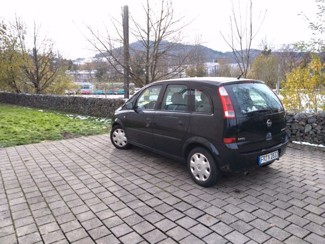 Opel Meriva 1.8 -