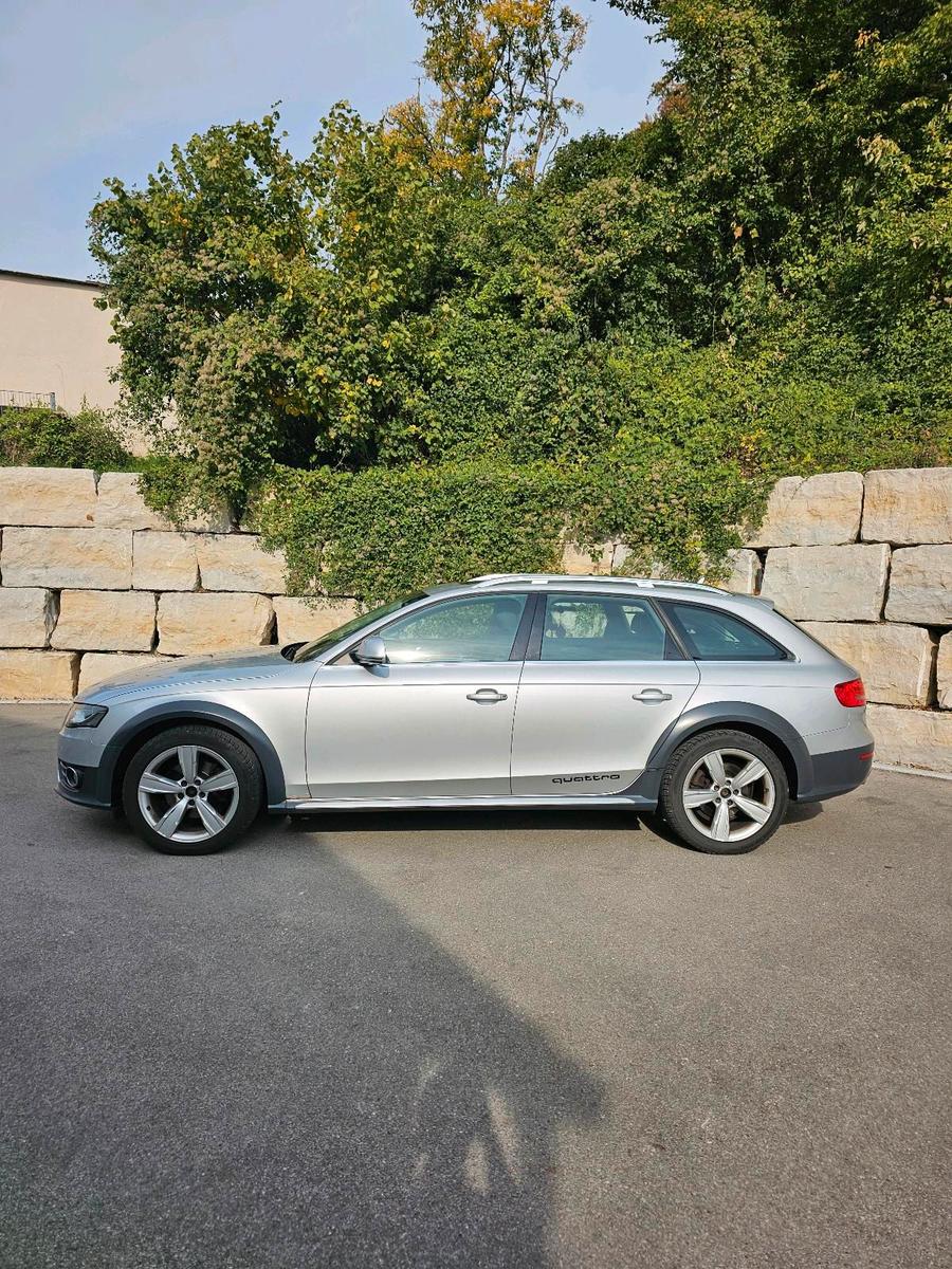 Audi A4 ALLROAD 2009 — rear view