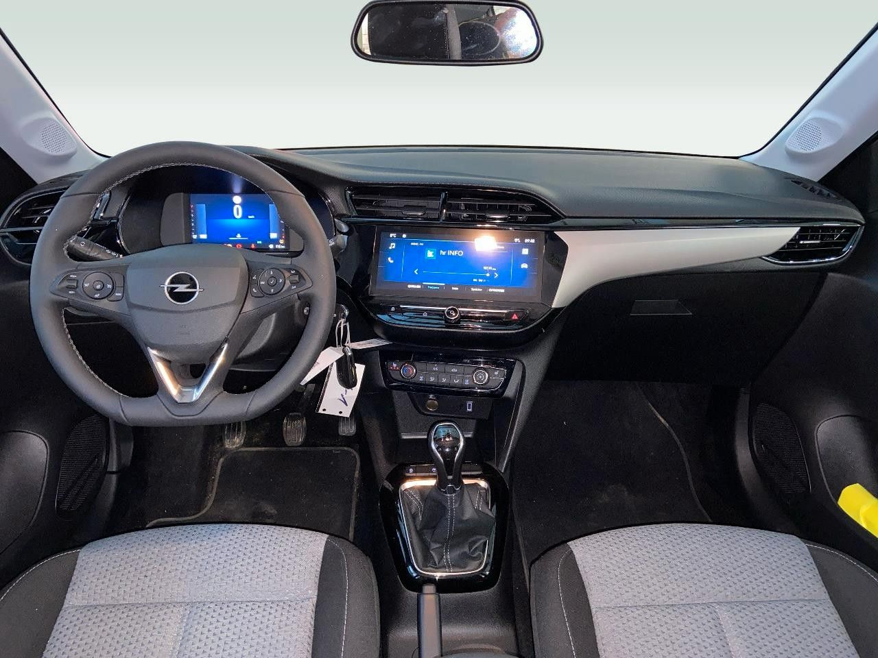 Fahrzeugabbildung Opel Corsa F 12L-75 PS/Allwetter/Kamera!