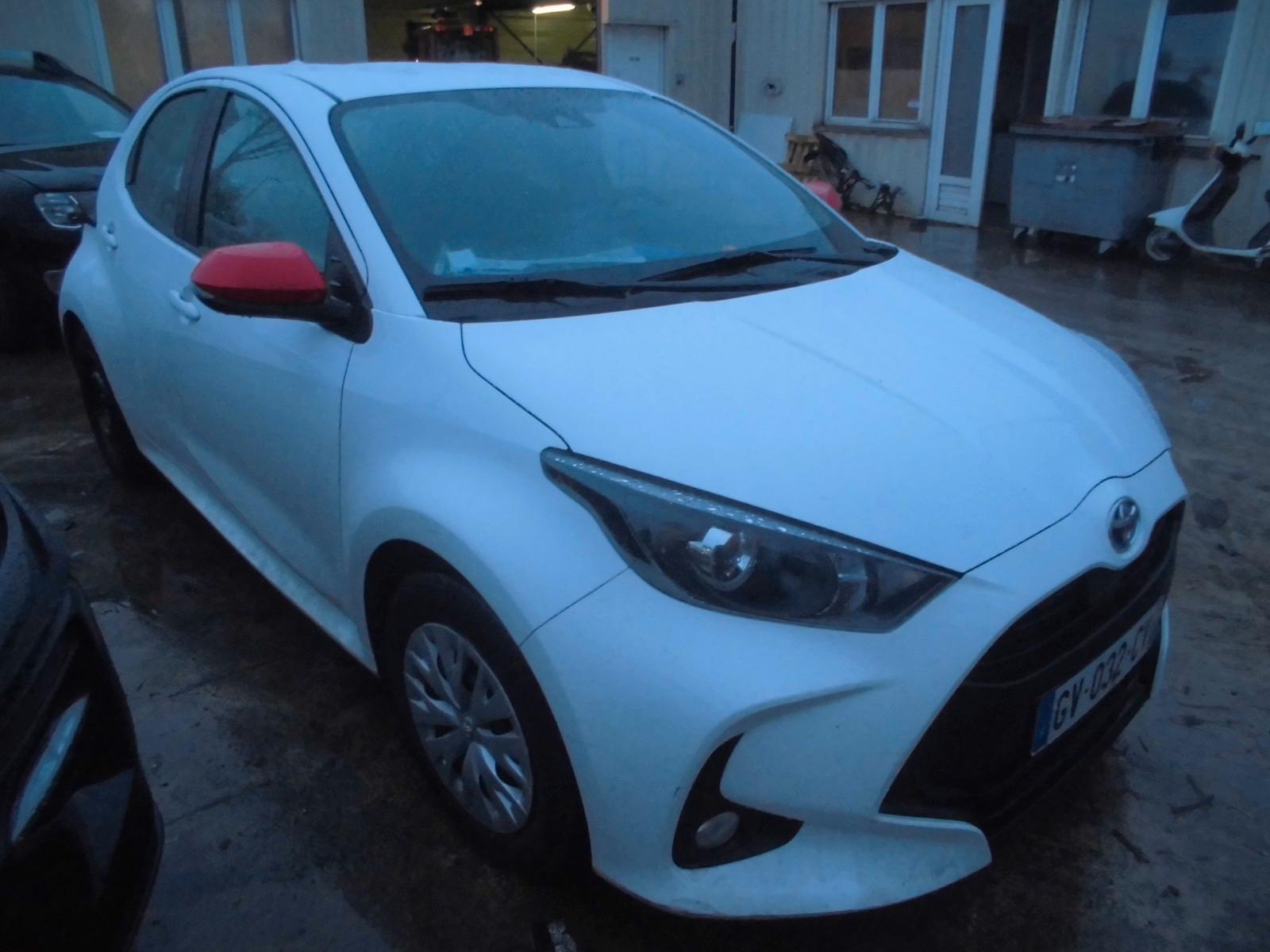 Toyota Yaris Hybrid Basis SOCIETE 2 PLACES