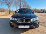 BMW X3 xDrive28i ADVANTAGE AT ADVANTAGE - BMW X3 mit Benzin-Antrieb: Automatik