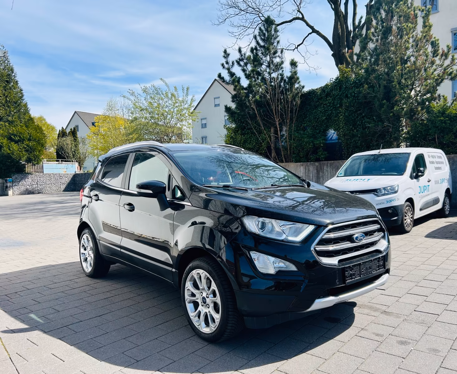 Ford EcoSport Titanium *Navi, AHK, Totwnkl.,Winterp.,