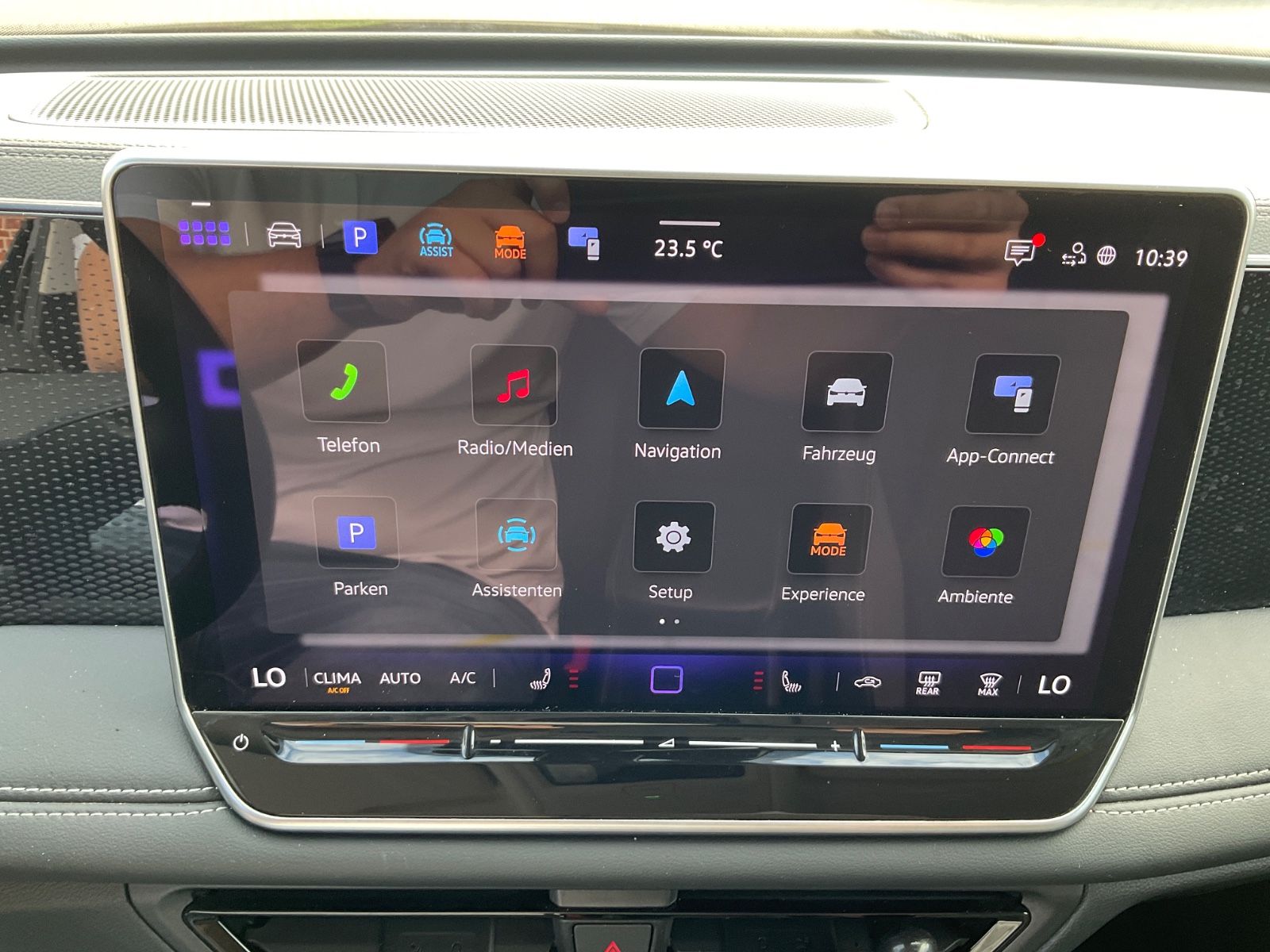 Fahrzeugabbildung Volkswagen Tiguan 2.0 TDI ENERGY,AHK,Navi,IQLight,Kamera