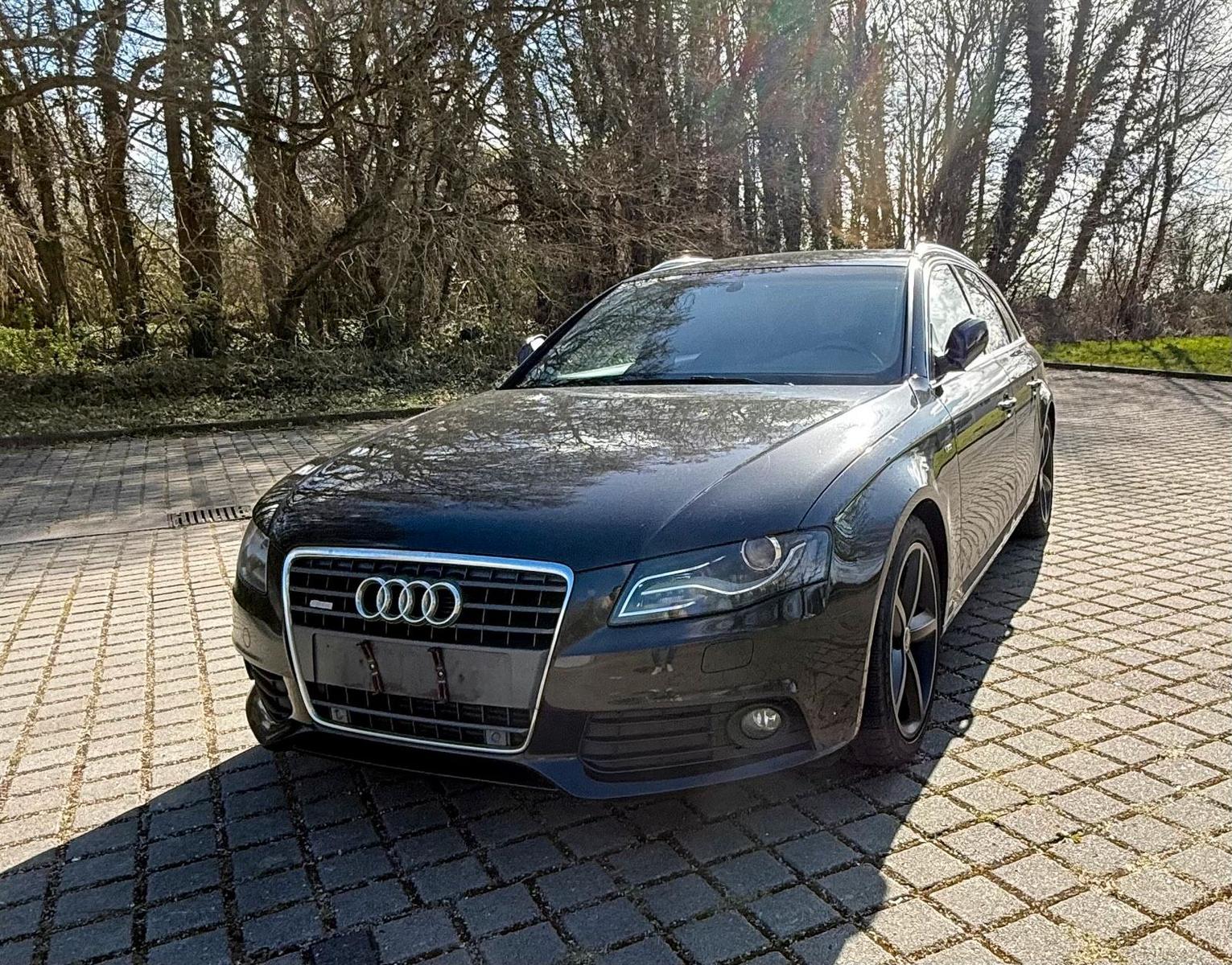 Audi A4, 2011