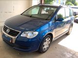 Volkswagen Touran 1.9 Tdi*1.Hand*Rentner*Automatik* - Volkswagen Touran mit Diesel-Antrieb: Kleinbus, 1.9