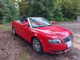 Audi Cabriolet - rote Audi Cabriolet