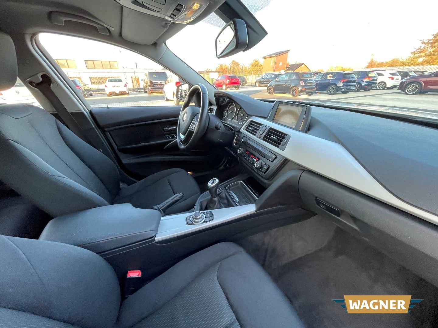 Fahrzeugabbildung BMW 320 d Touring Sitzheizung Tempomat Klimaautomati