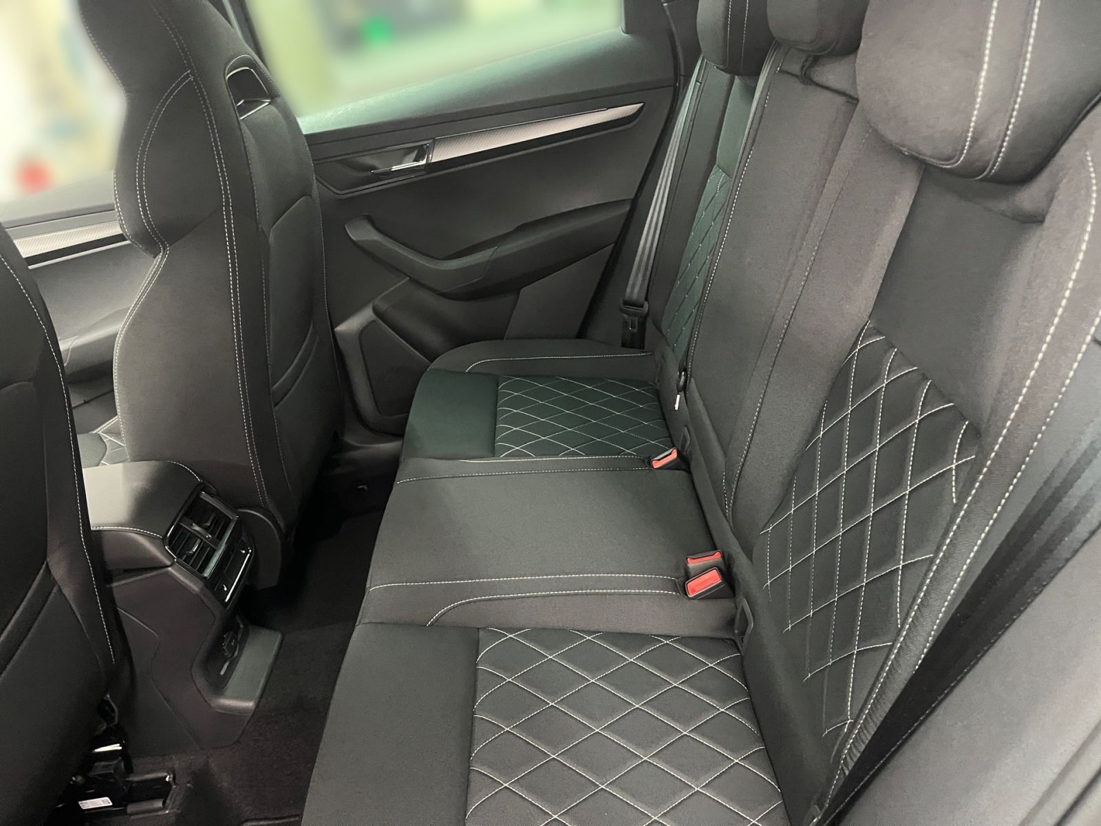 Skoda Karoq - Bild 10