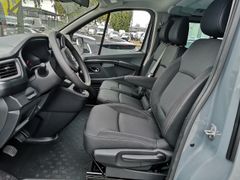 Fahrzeugabbildung Trafic Grand Combi L2H1 3,0t Life 2.0 BLUE dCi 1