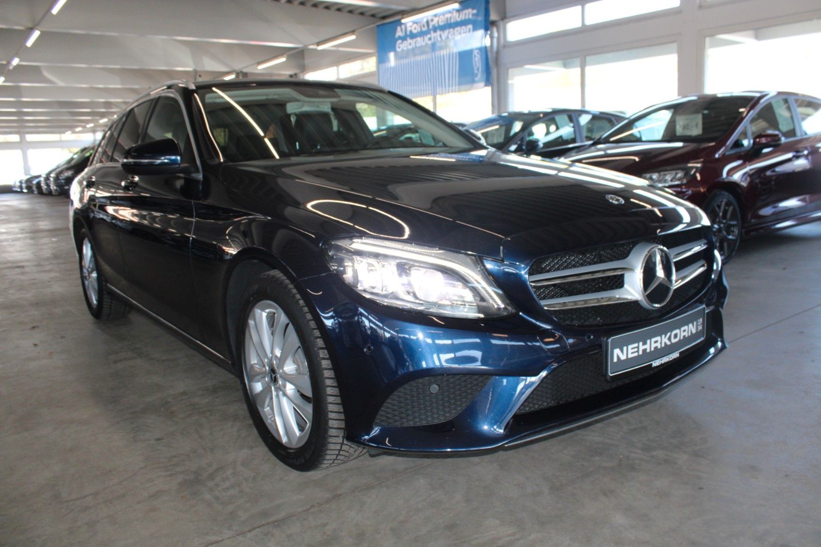 Fahrzeugabbildung Mercedes-Benz C 200 T 9-G Tronic Avantgarde MHEV LED AHK CAM