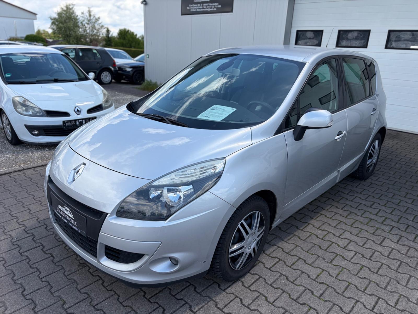 Renault Scenic 1.6 dCi *AHK*KeyGo*Temp*Nav*PDC*SitzH*