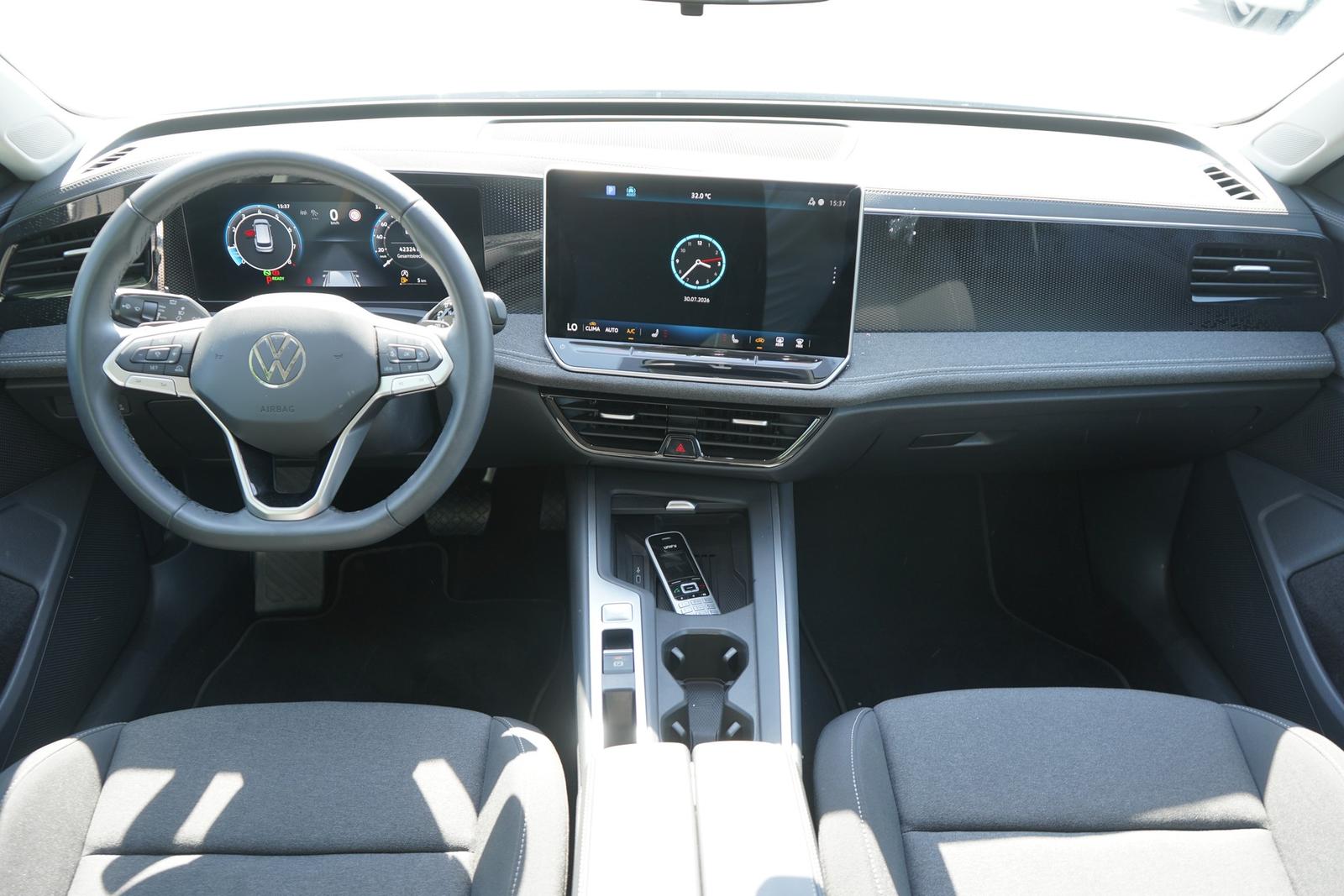 Volkswagen Passat 1.5 eTSI DSG LED Virtual Cockpit, миниатюра 23